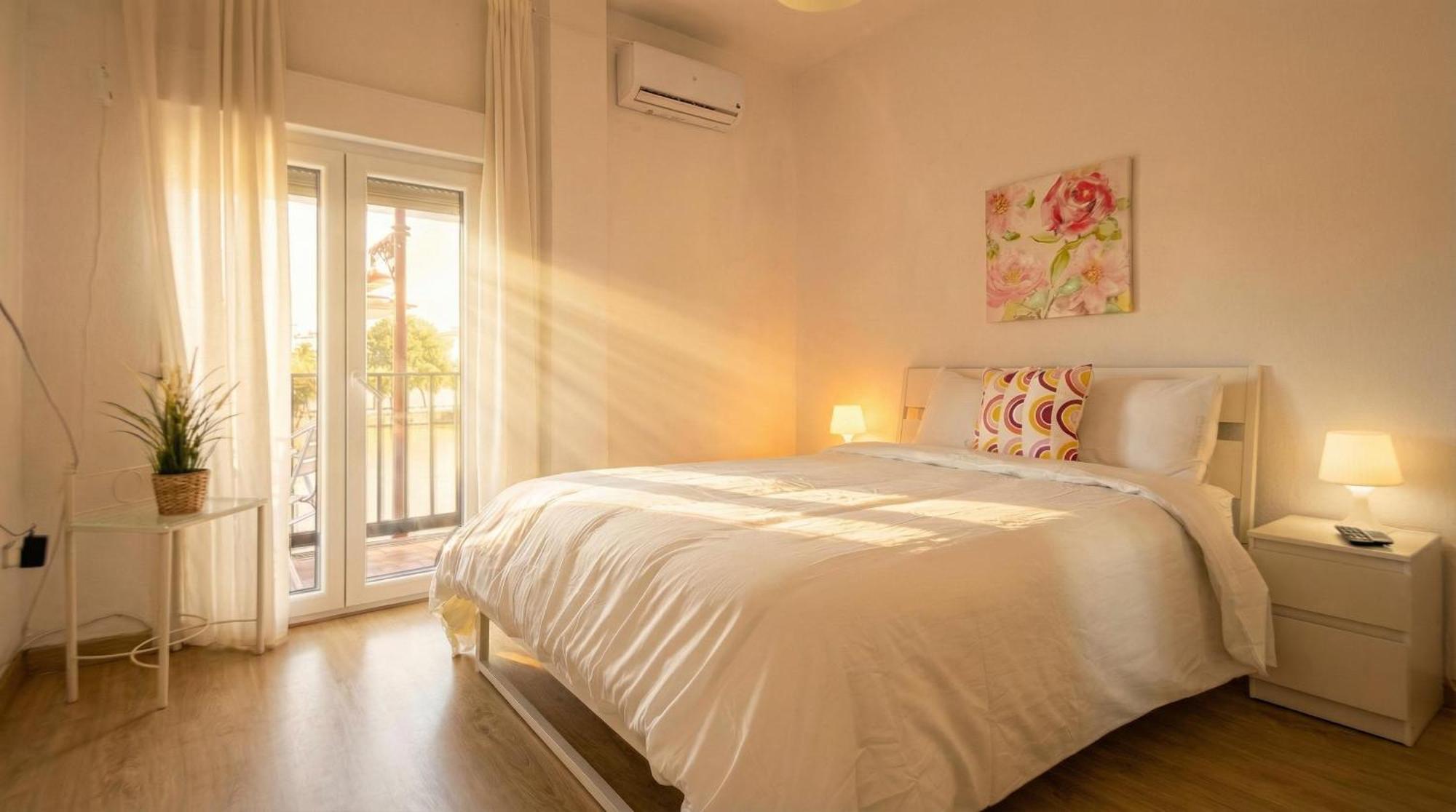 3 Bedroom Apartment With Stunning Guadalquivir Views — Photos 1